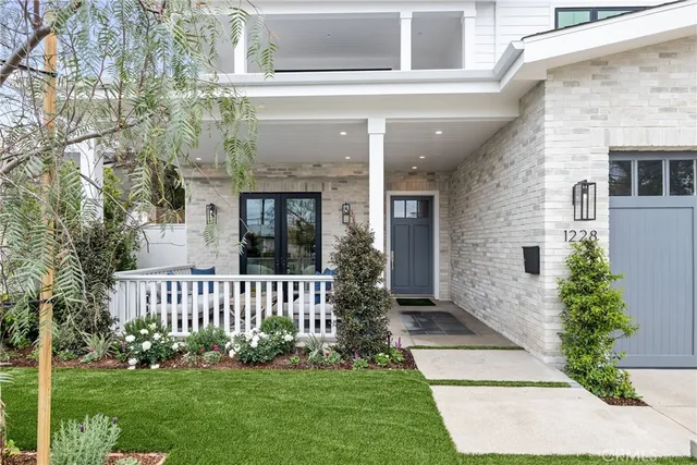 $4,699,000 | 1228 23rd Street, Manhattan Beach, CA 90266