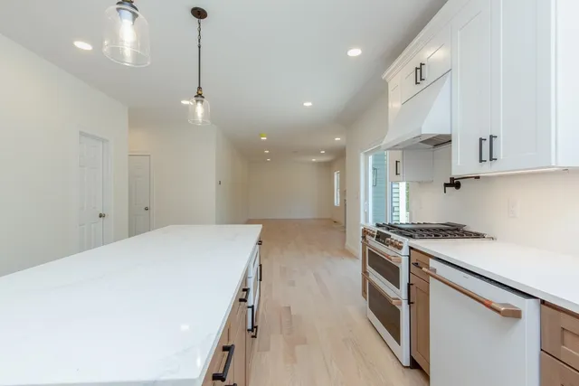 $1,120,000 | 52 Daniel Road, Derry, NH 03038