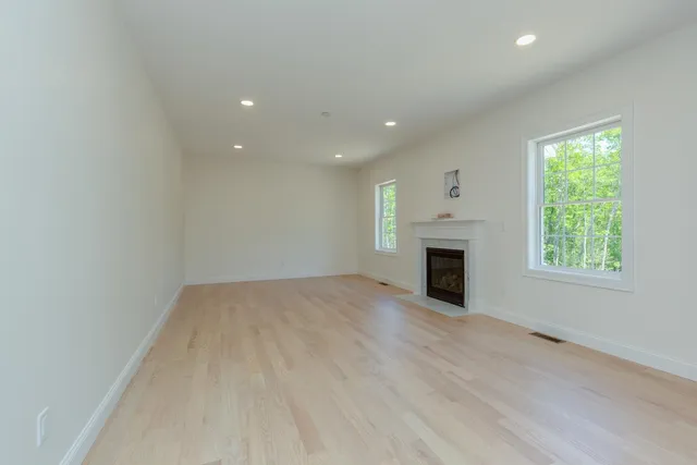 $1,120,000 | 52 Daniel Road, Derry, NH 03038