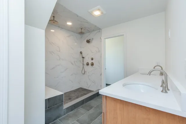 $1,120,000 | 52 Daniel Road, Derry, NH 03038