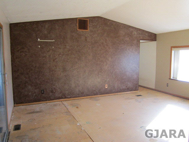 412 1/2 30 1/2 Road Grand Junction, CO 81504 - Photo 8 of 9 Gallery Image 8
