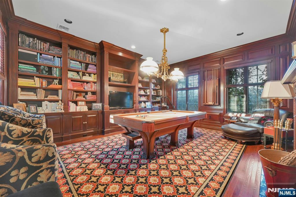 86 Fox Hedge Road Saddle River, NJ 07458 - Photo 11 of 44