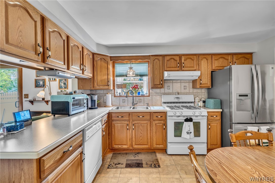 37 Villa Maria Road West Seneca, NY 14224 - Photo 15 of 36