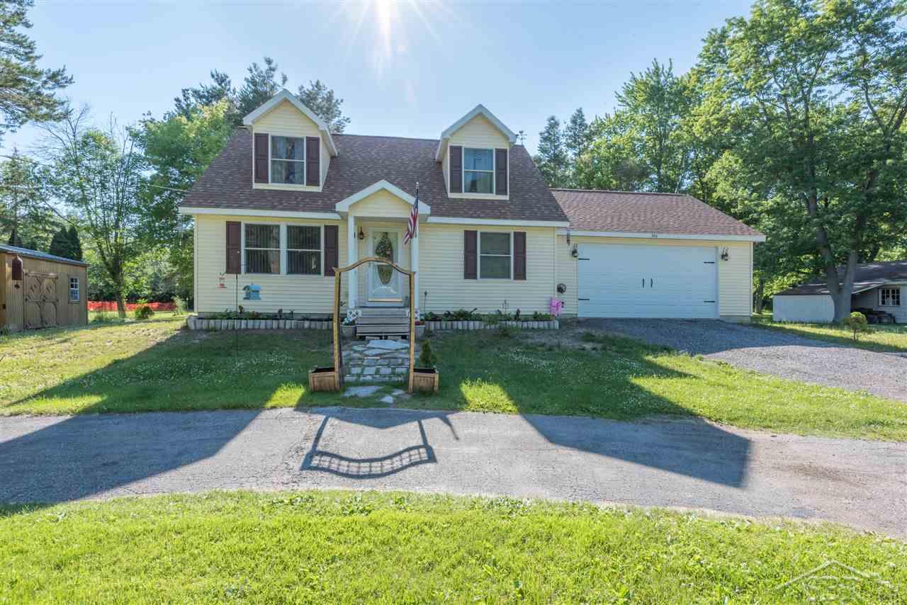 386 South 5 Mile Road Midland, MI 48640 - Photo 1 of 14 Front View