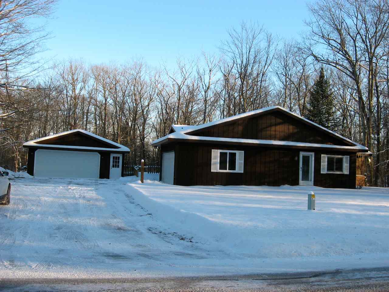 1344 West Long Lake Road Traverse City, MI 49685 - Photo 36 of 38 1810383-35.JPG
