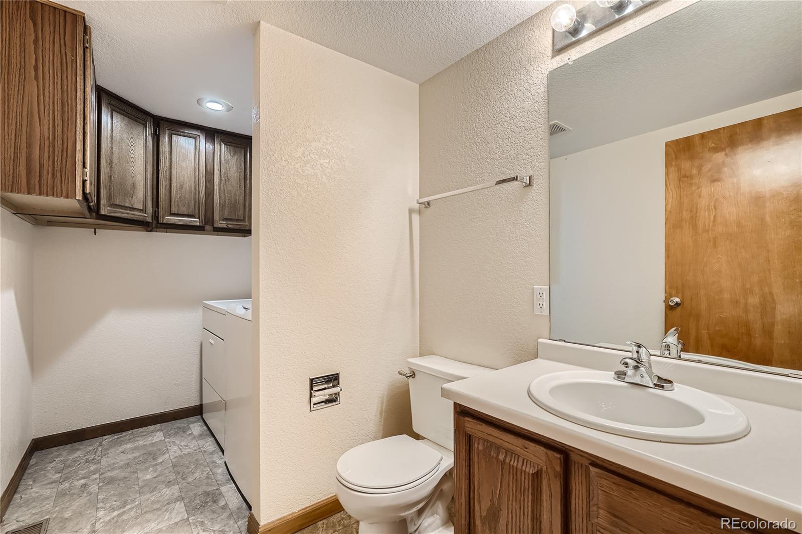 12079 Ivy Circle Brighton, CO 80602 - Photo 11 of 28