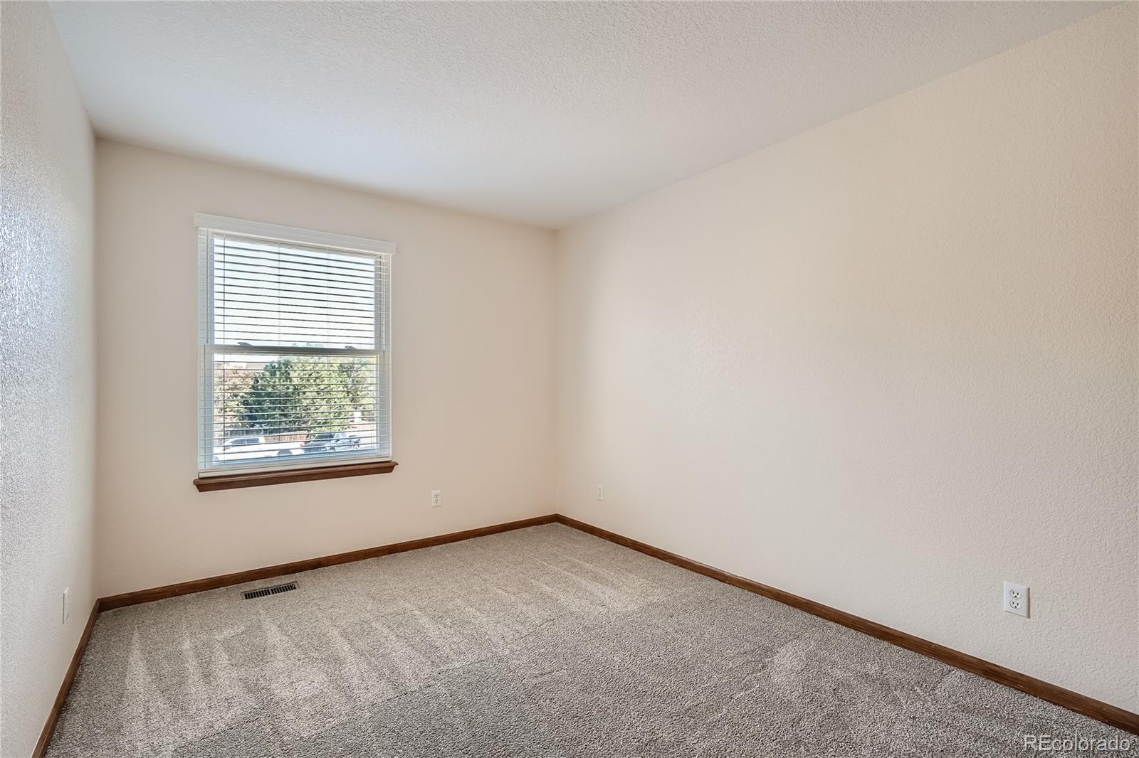 12079 Ivy Circle Brighton, CO 80602 - Photo 16 of 28