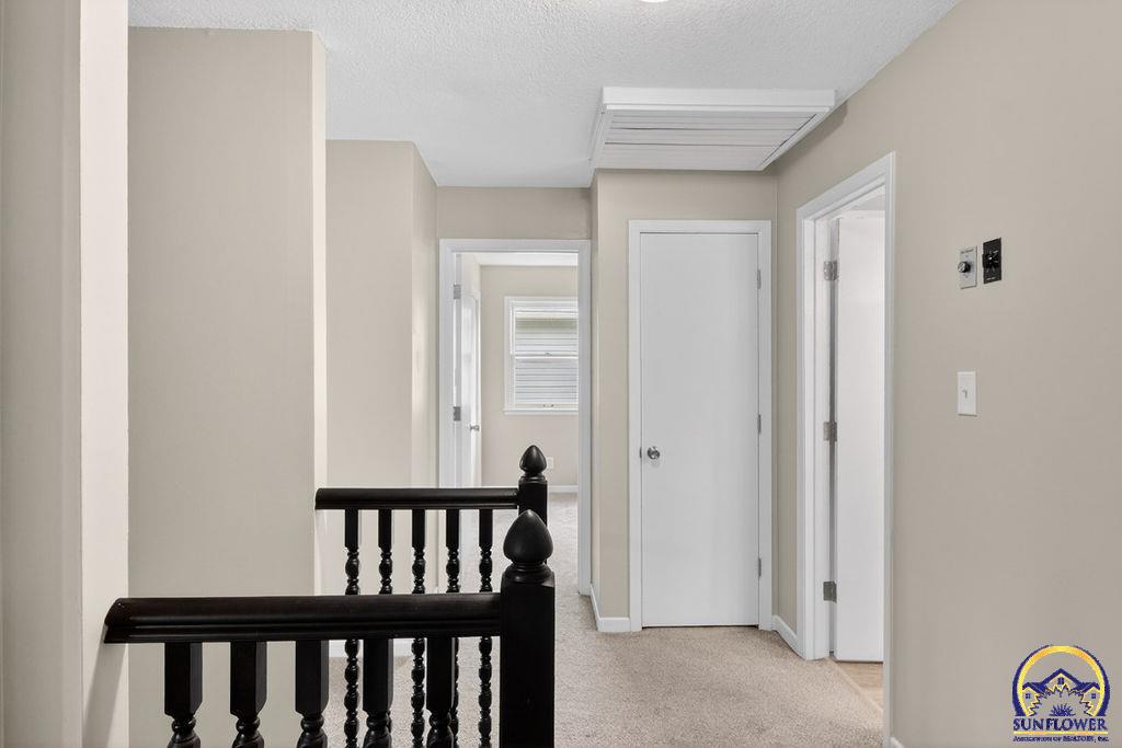 5838 Southwest 25th Street Topeka, KS 66614 - Photo 24 of 50