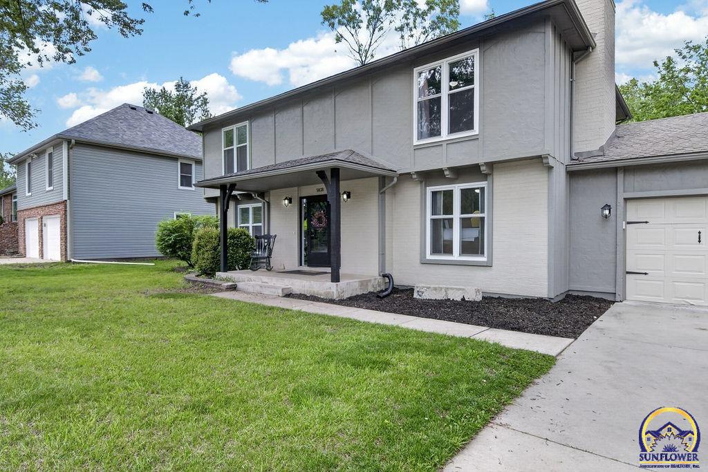 5838 Southwest 25th Street Topeka, KS 66614 - Photo 4 of 50