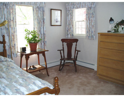 22 Olde Lantern Road Acton, MA 01720 - Photo 6 of 7 Gallery Image 6