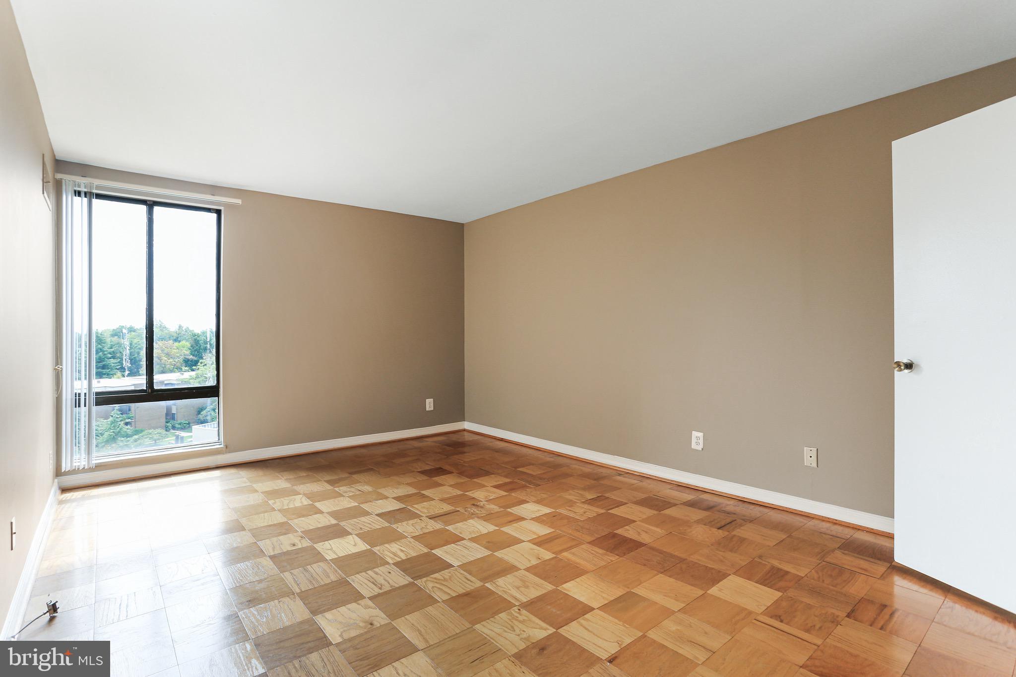 9900 Georgia Avenue, Unit 27708 Silver Spring, MD 20902 - Photo 17 of 32 Big Enough For a King or Queen Bed