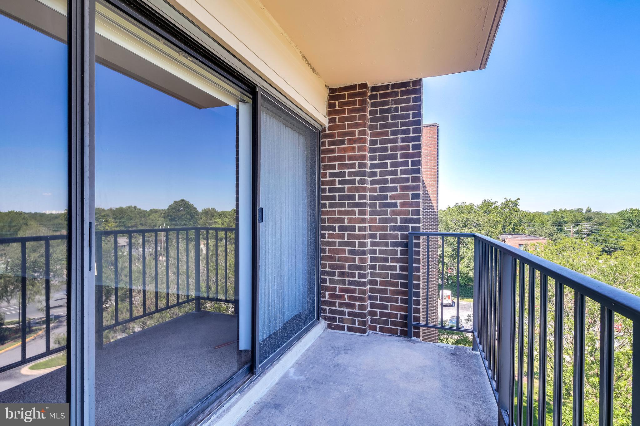 9900 Georgia Avenue, Unit 27708 Silver Spring, MD 20902 - Photo 24 of 32 Or Perhaps a Glass of Wine in the Evening!