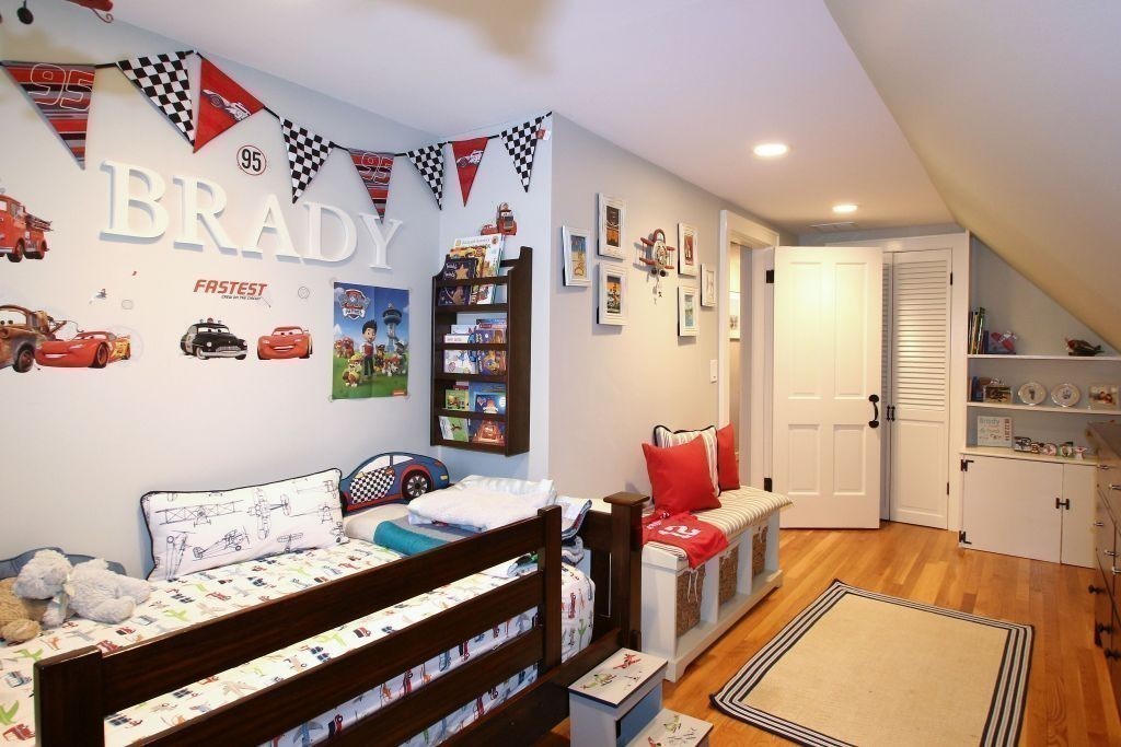210 Willis Road Sudbury, MA 01776 - Photo 18 of 28 Gallery Image 18