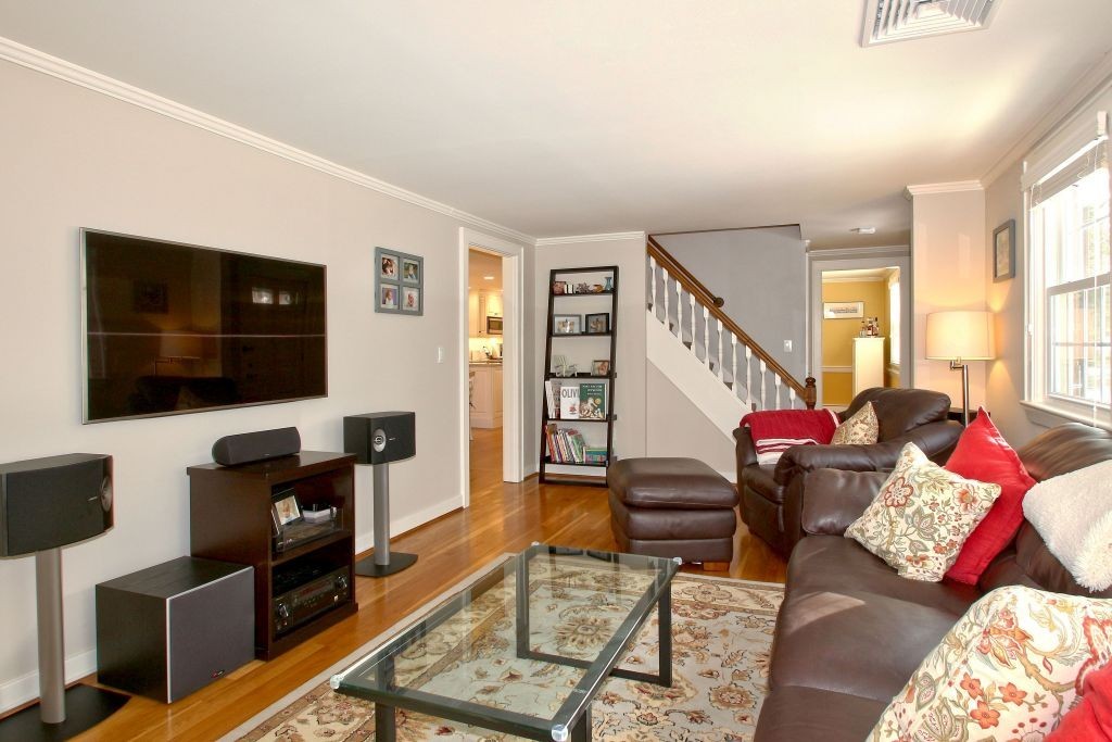 210 Willis Road Sudbury, MA 01776 - Photo 8 of 28 Gallery Image 8