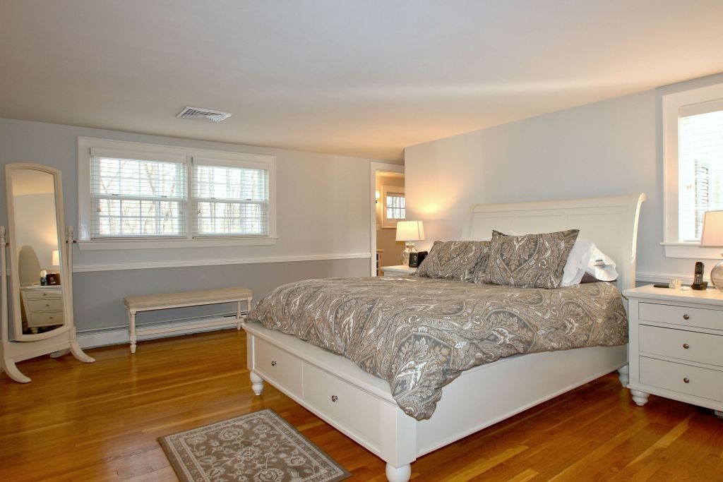 210 Willis Road Sudbury, MA 01776 - Photo 10 of 28 Gallery Image 10