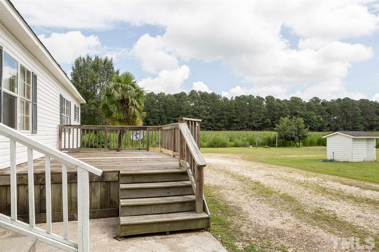 360 Loften Road Newton Grove, NC 28366 - Photo 7 of 25