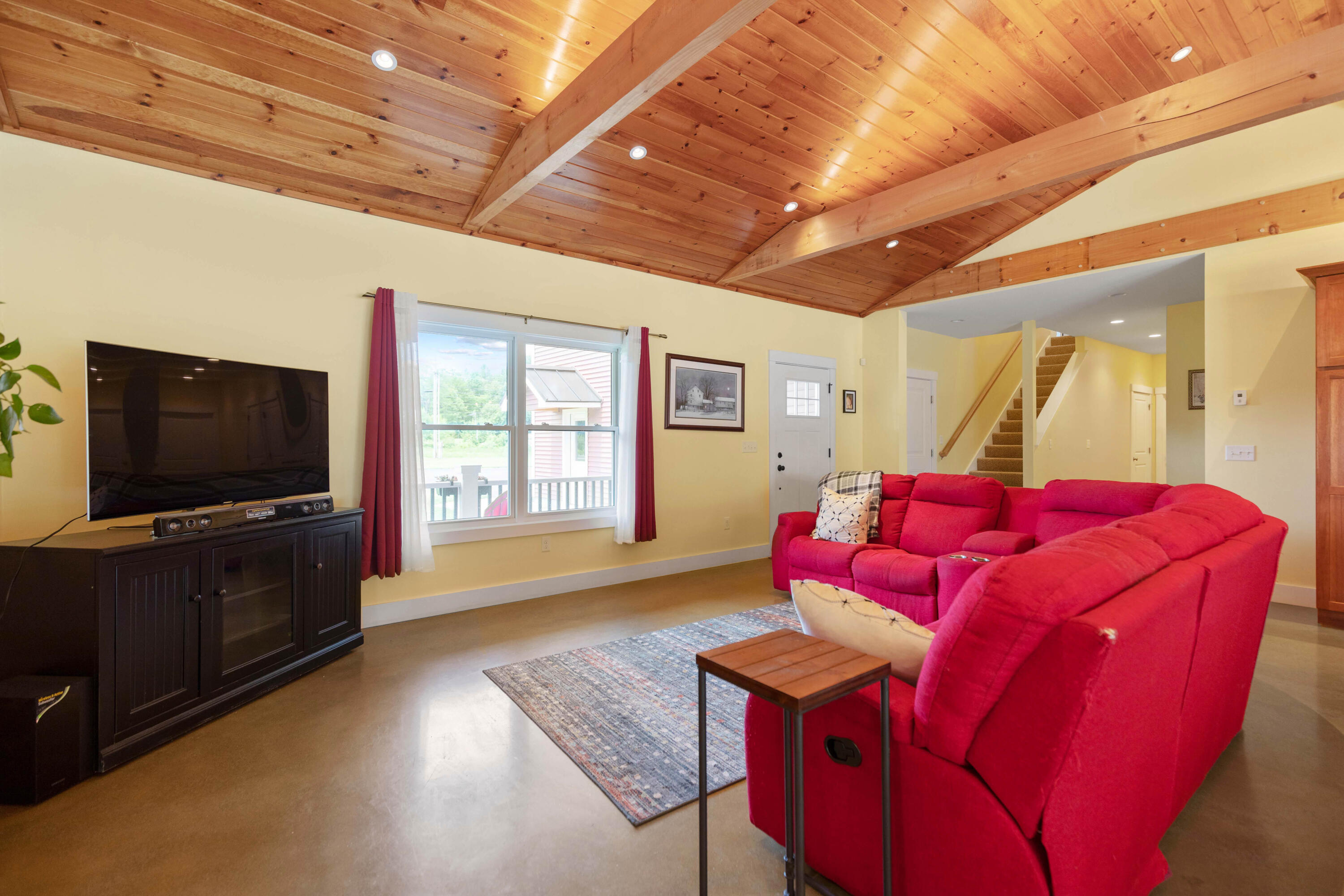 407 Falmouth Road Windham, ME 04062 - Photo 11 of 52 Living Room