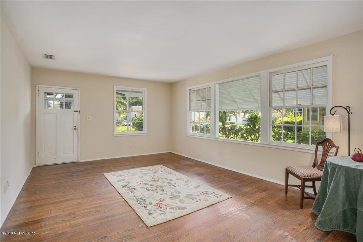 1742 Planters Road Jacksonville, FL 32207 - Photo 5 of 18 a view of workspace with furniture and window