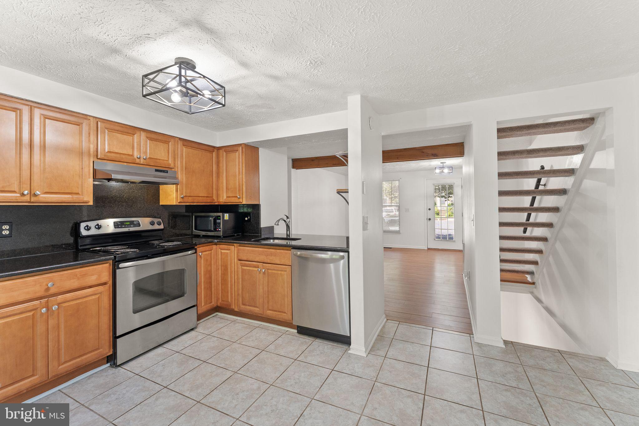 1941 Sagewood Lane Reston, VA 20191 - Photo 11 of 39