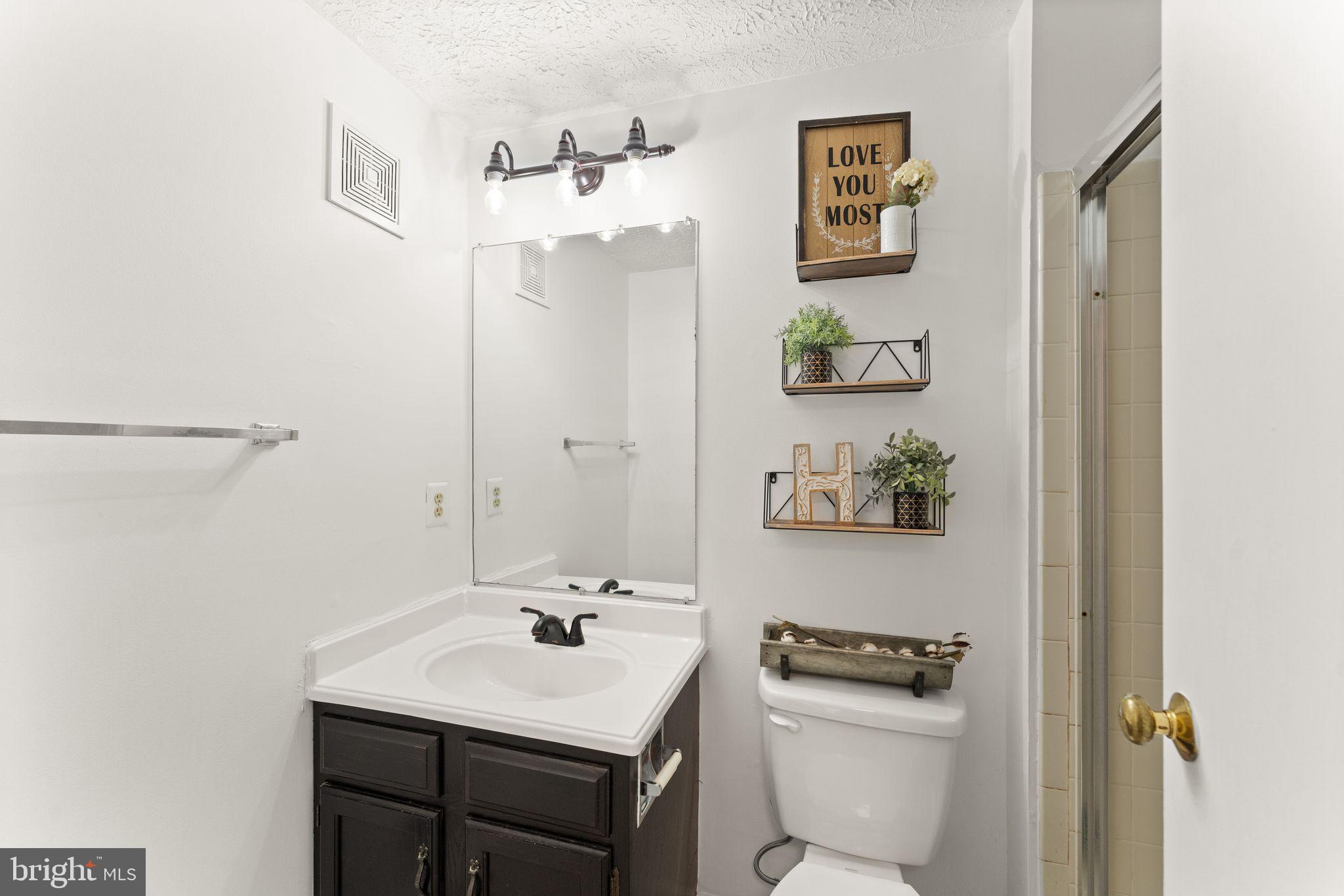 1941 Sagewood Lane Reston, VA 20191 - Photo 33 of 39