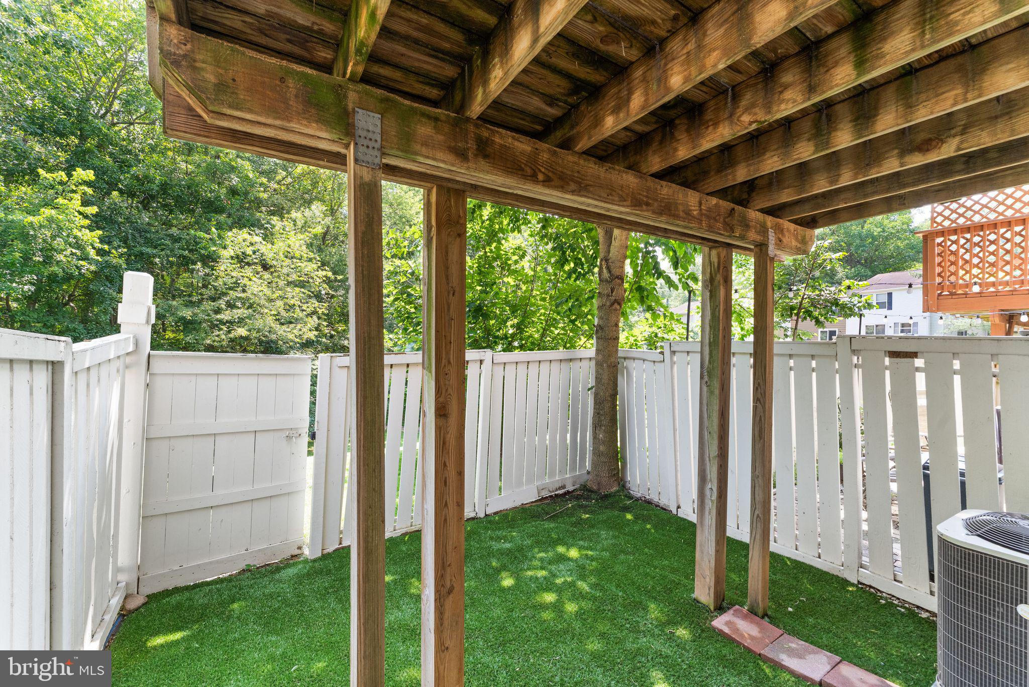 1941 Sagewood Lane Reston, VA 20191 - Photo 35 of 39