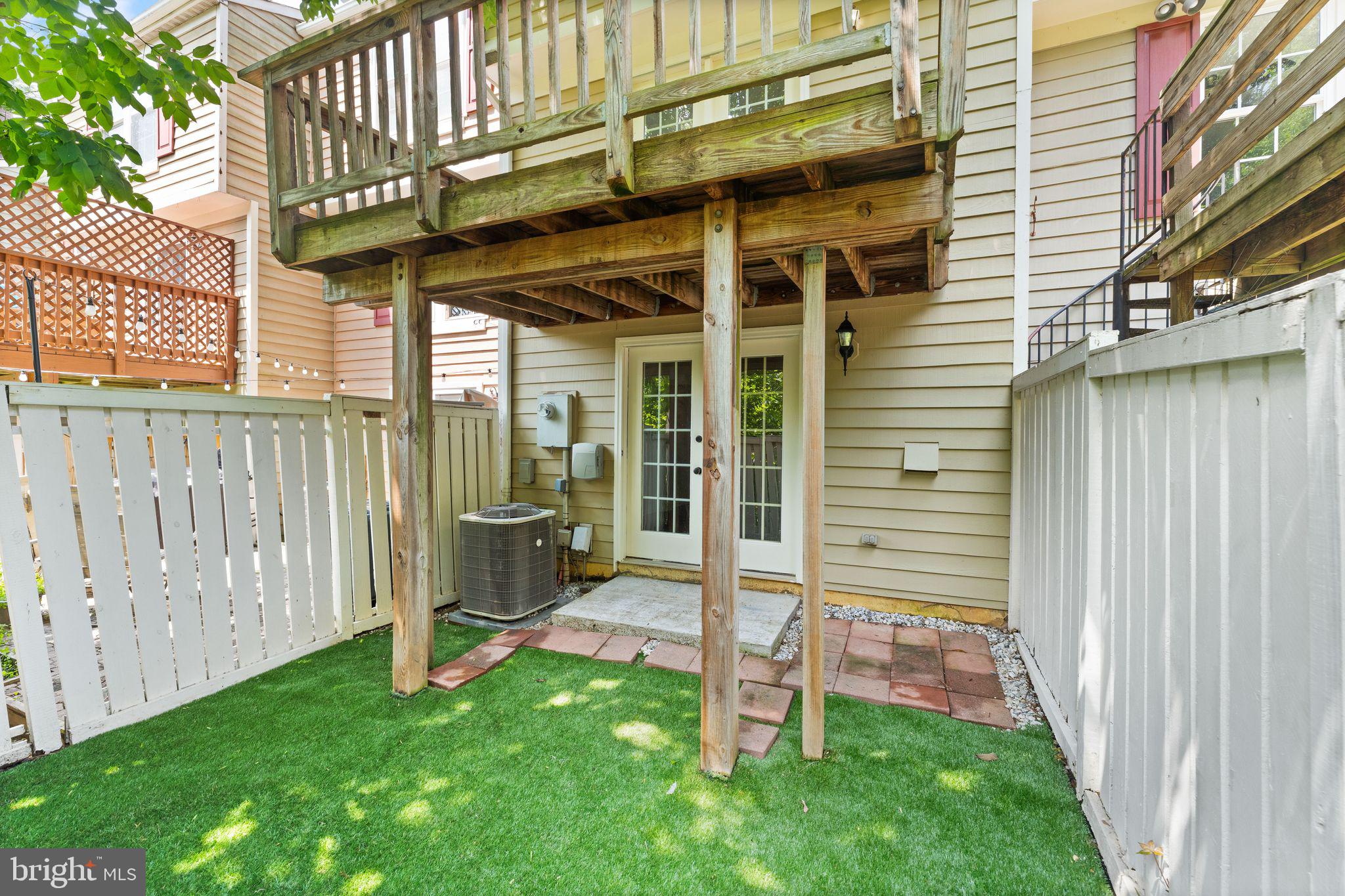 1941 Sagewood Lane Reston, VA 20191 - Photo 36 of 39
