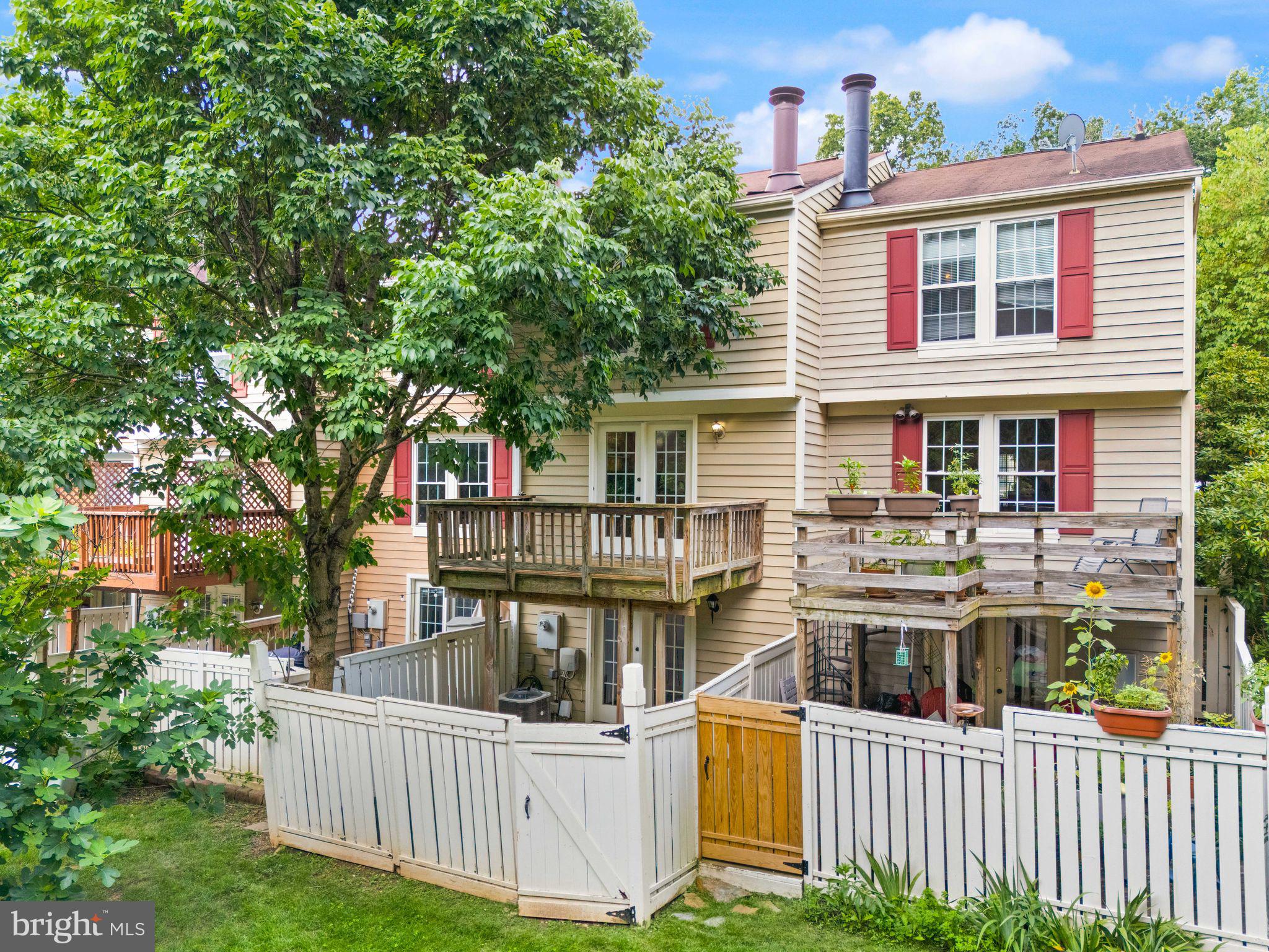 1941 Sagewood Lane Reston, VA 20191 - Photo 37 of 39