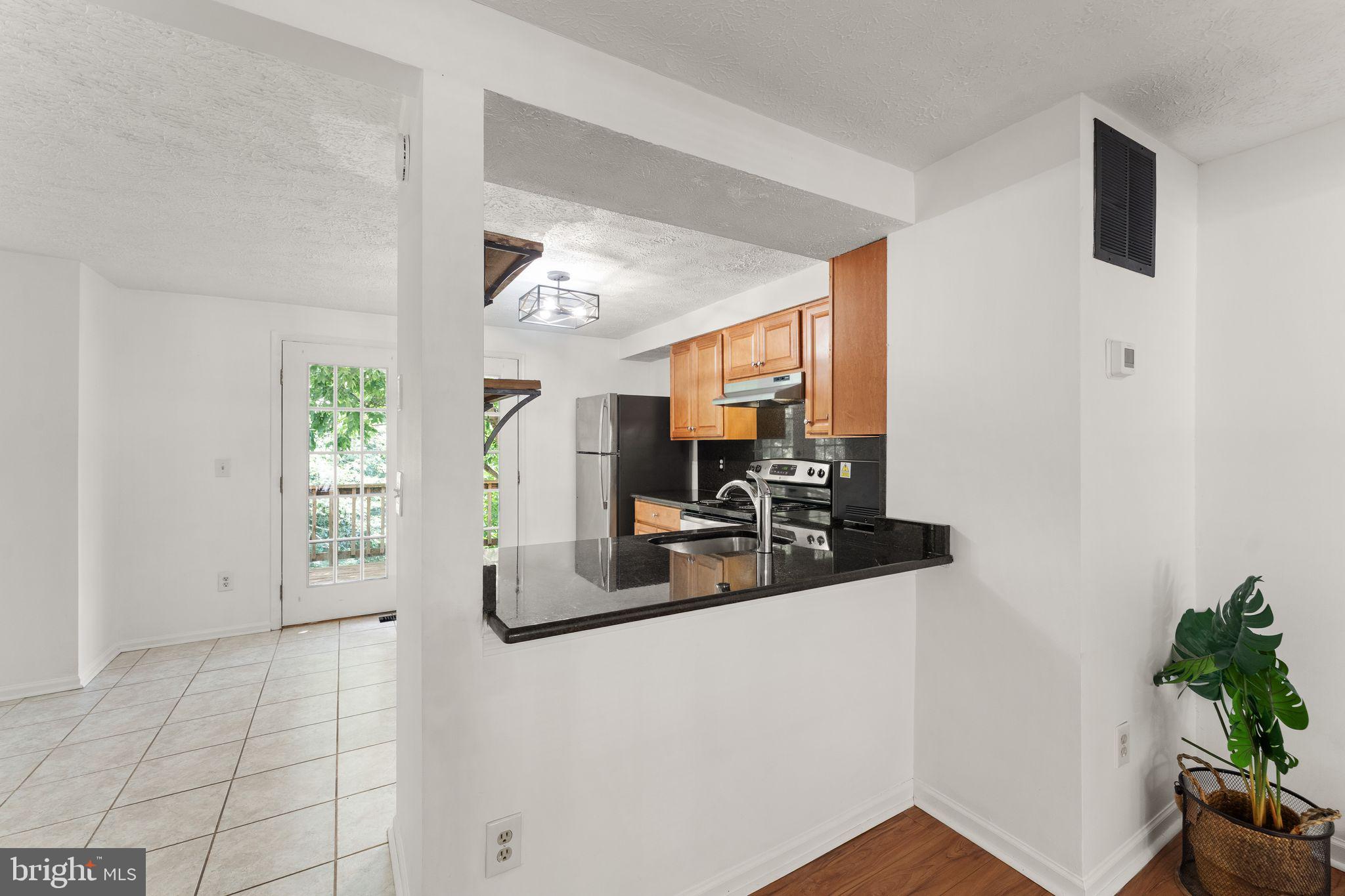 1941 Sagewood Lane Reston, VA 20191 - Photo 7 of 39