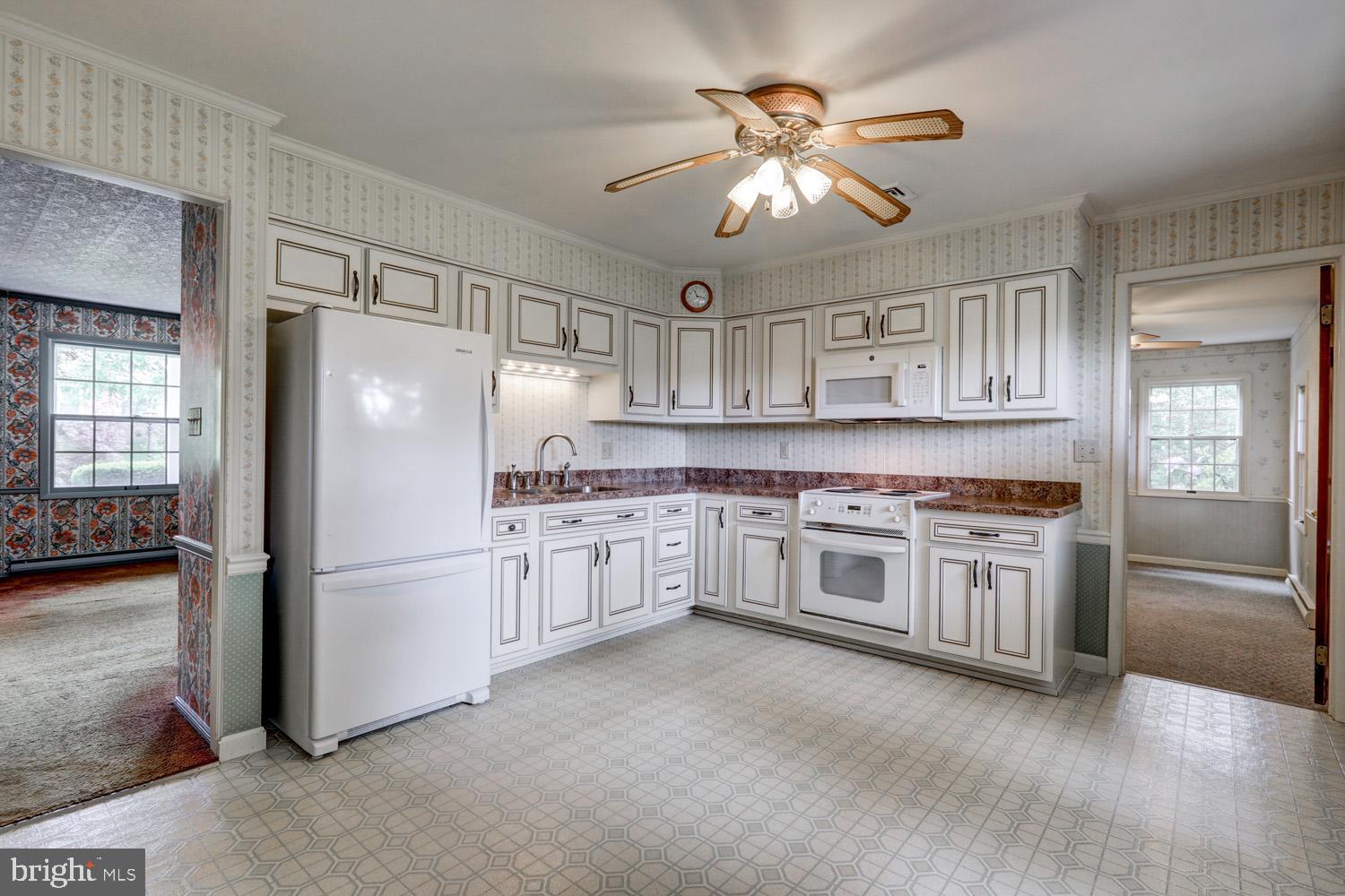 1732 Rockvale Road Lancaster, PA 17602 - Photo 3 of 33 Large Eat in Kitchen with access to Laundry Room