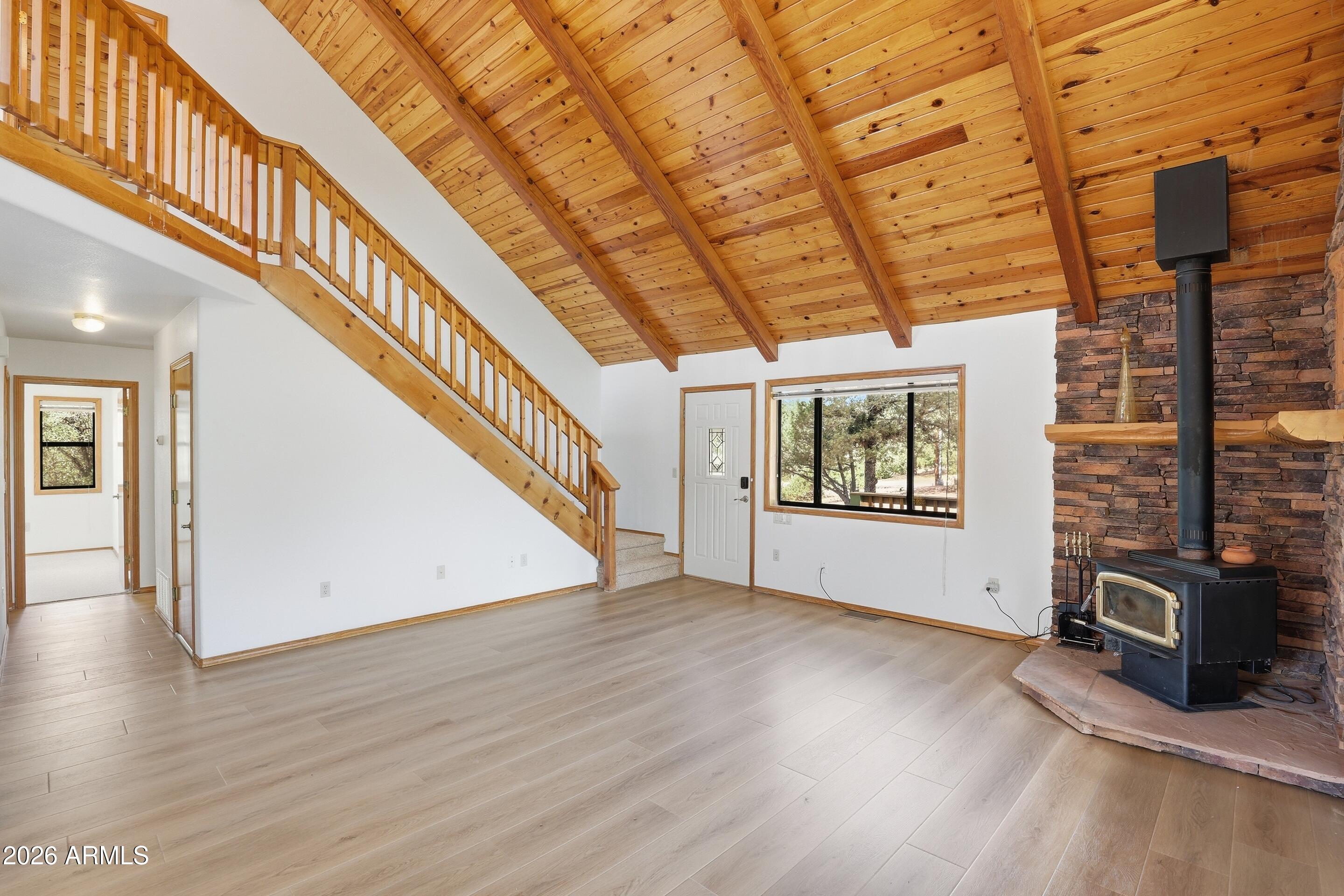 1405 East Graham Rnch Trail Payson, AZ 85541 - Photo 7 of 46 a view of an entryway with wooden floor