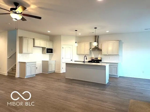 $429,900 | 2413 Stony Crk Drive, Whitestown, IN 46075