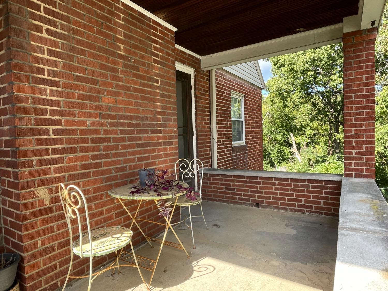 512 West North Bend Road Cincinnati, OH 45224 - Photo 5 of 22