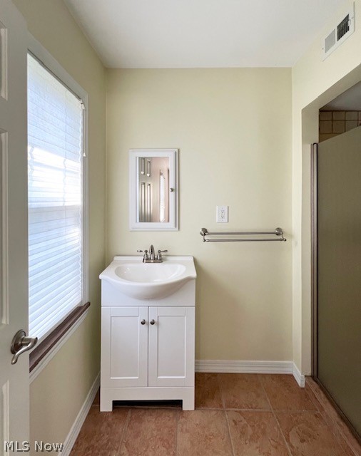 20301 Shelburne Road, Unit 8B Shaker Heights, OH 44118 - Photo 14 of 34