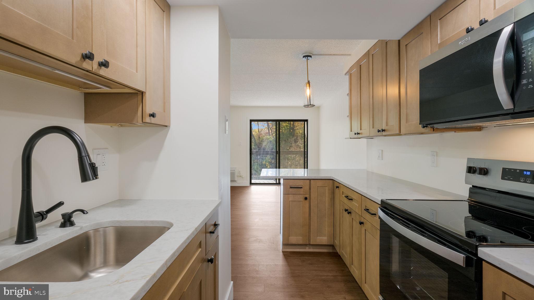 800 Avondale Road, Unit 7P Wallingford, PA 19086 - Photo 9 of 23 Gallery Image 9