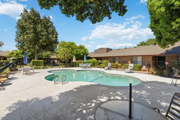 $249,999 | 5090 North College Avenue, Unit 108, Fresno, CA 93704