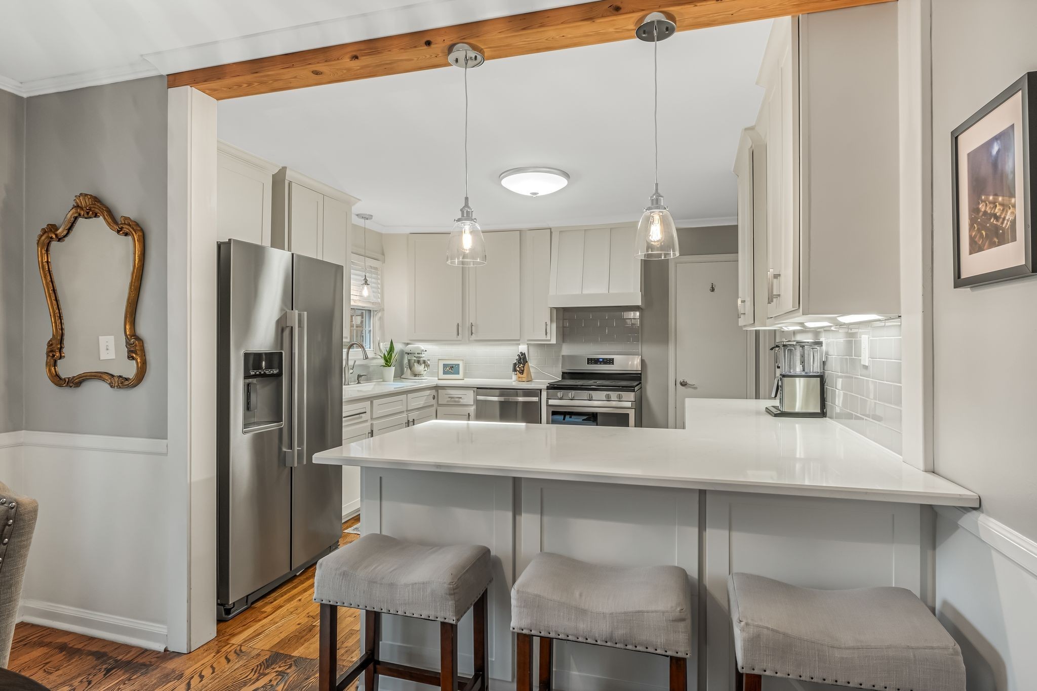 1220 Davidson Road Nashville, TN 37205 - Photo 14 of 33 Renovated kitchen with great counter space and a bar that seats 3!