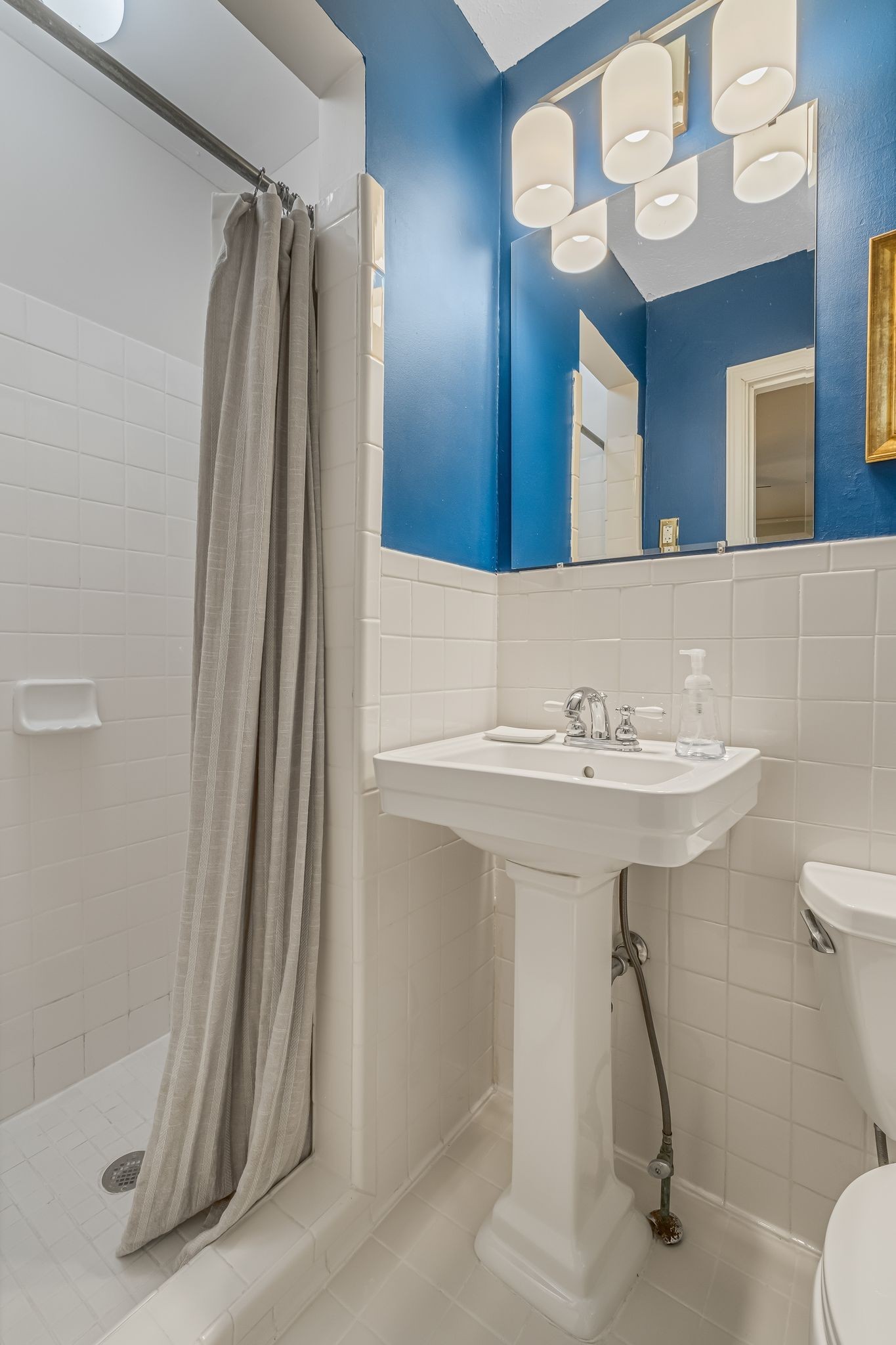 1220 Davidson Road Nashville, TN 37205 - Photo 26 of 33 Primary bathroom