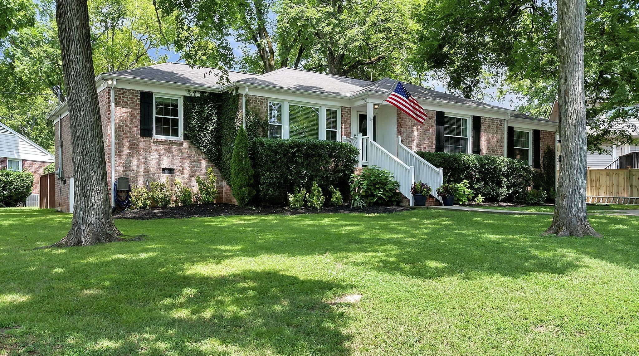 1220 Davidson Road Nashville, TN 37205 - Photo 3 of 33 Gallery Image 3