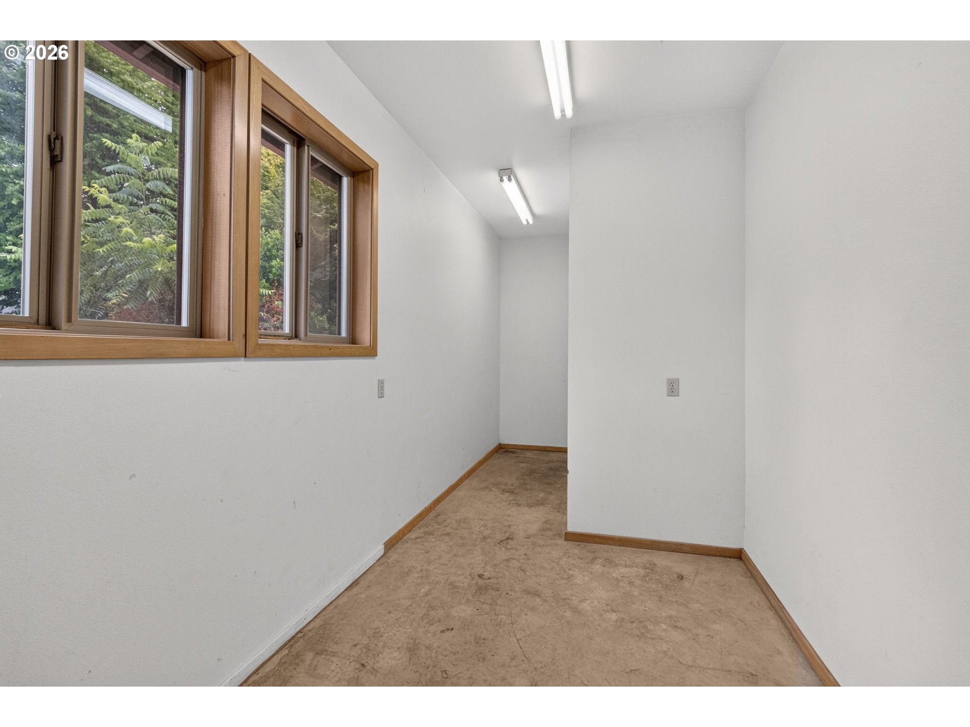 2736 Harlow Road Eugene, OR 97401 - Photo 34 of 40 Bonus Room