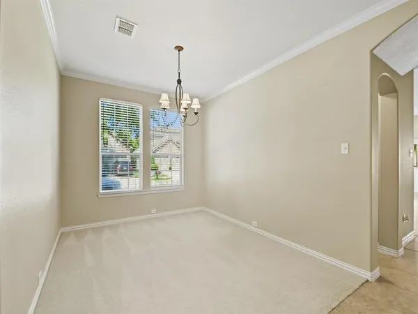 a view of empty room with window