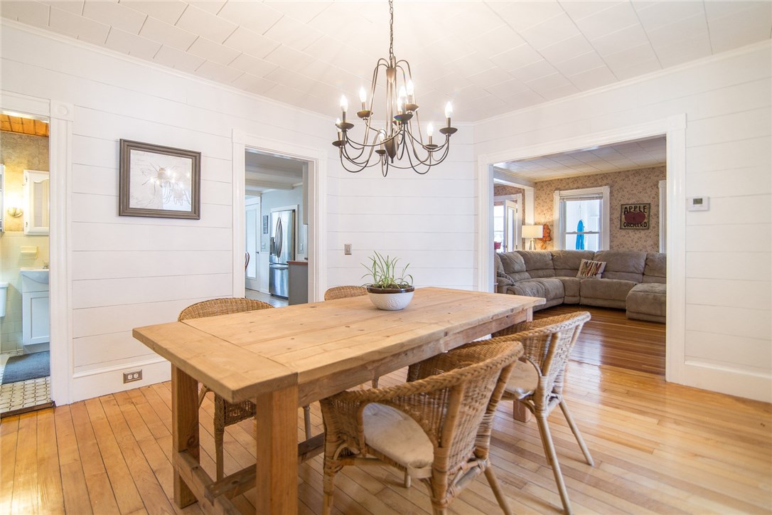 199 Great Road North Smithfield, RI 02896 - Photo 7 of 32