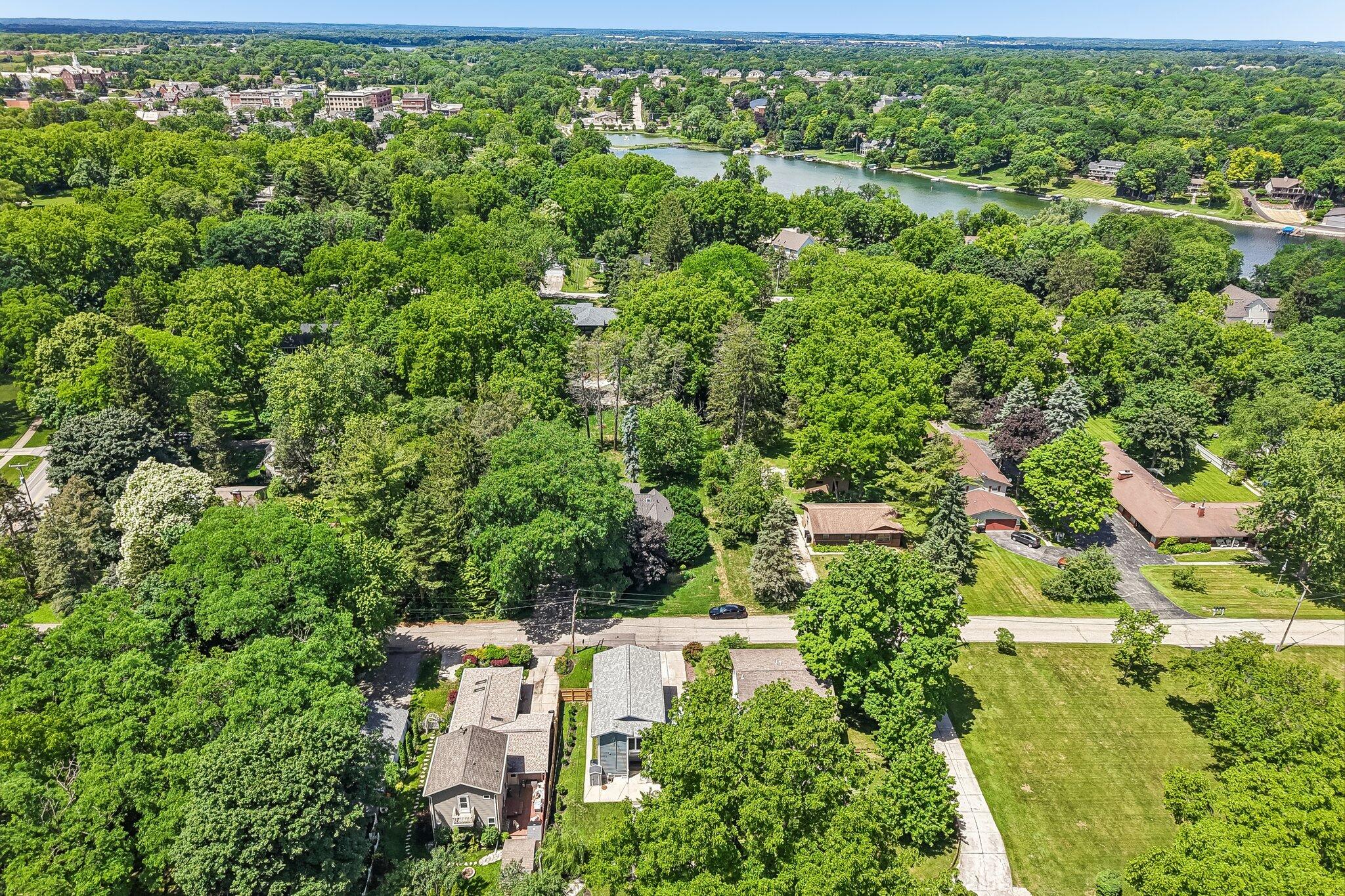 924 Nagawicka Street Delafield, WI 53018 - Photo 63 of 69 63-web-or-mls-Nagawicka St-S1606-063