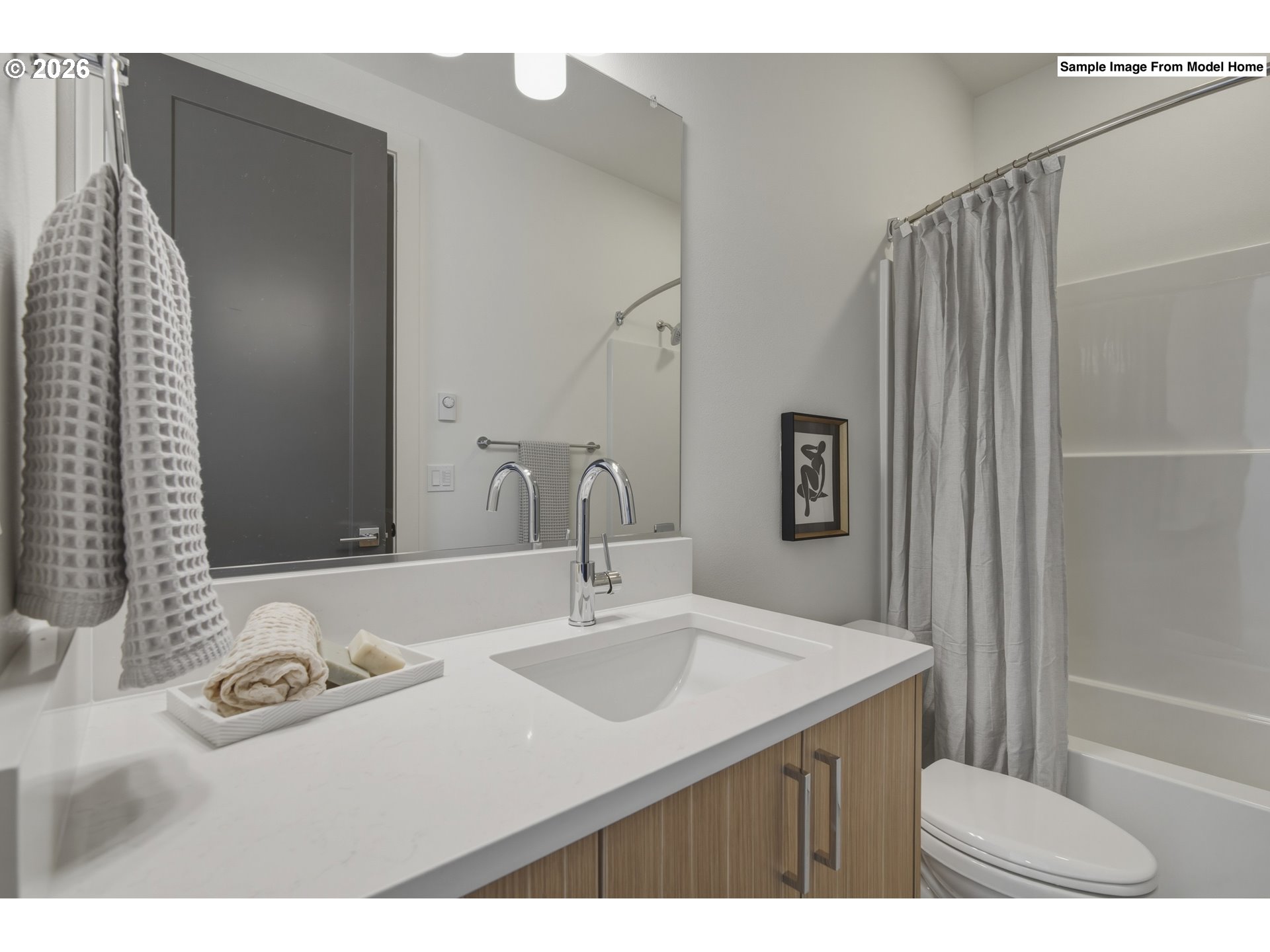 6166 Northeast Stanton Street Portland, OR 97213 - Photo 11 of 16 Gallery Image 11
