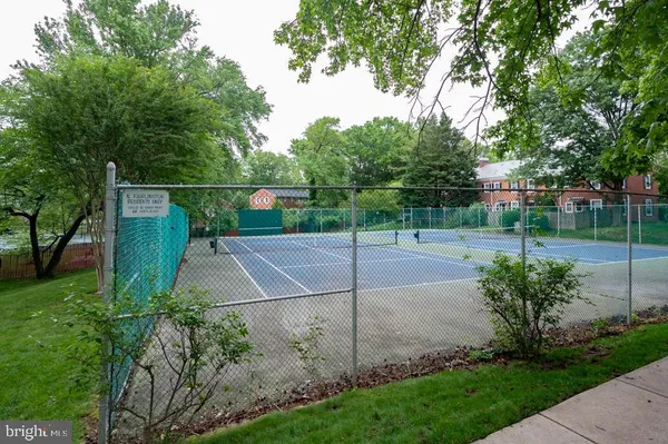 $1,900 | 989 South Buchanan Street, Unit 416, Arlington, VA 22204