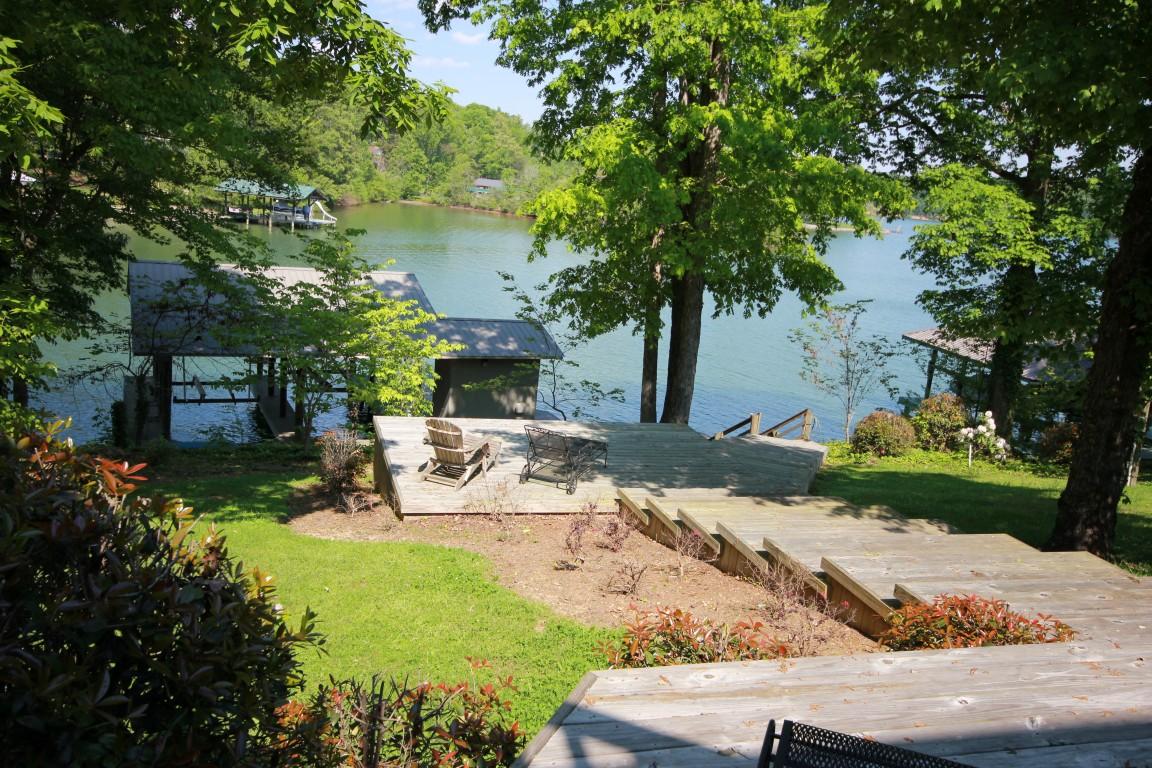 281 Goose Point, Unit 6 Spring City, TN 37381 - Photo 11 of 41 P9 - STAIRS TO BOAT DOCK (Medium)