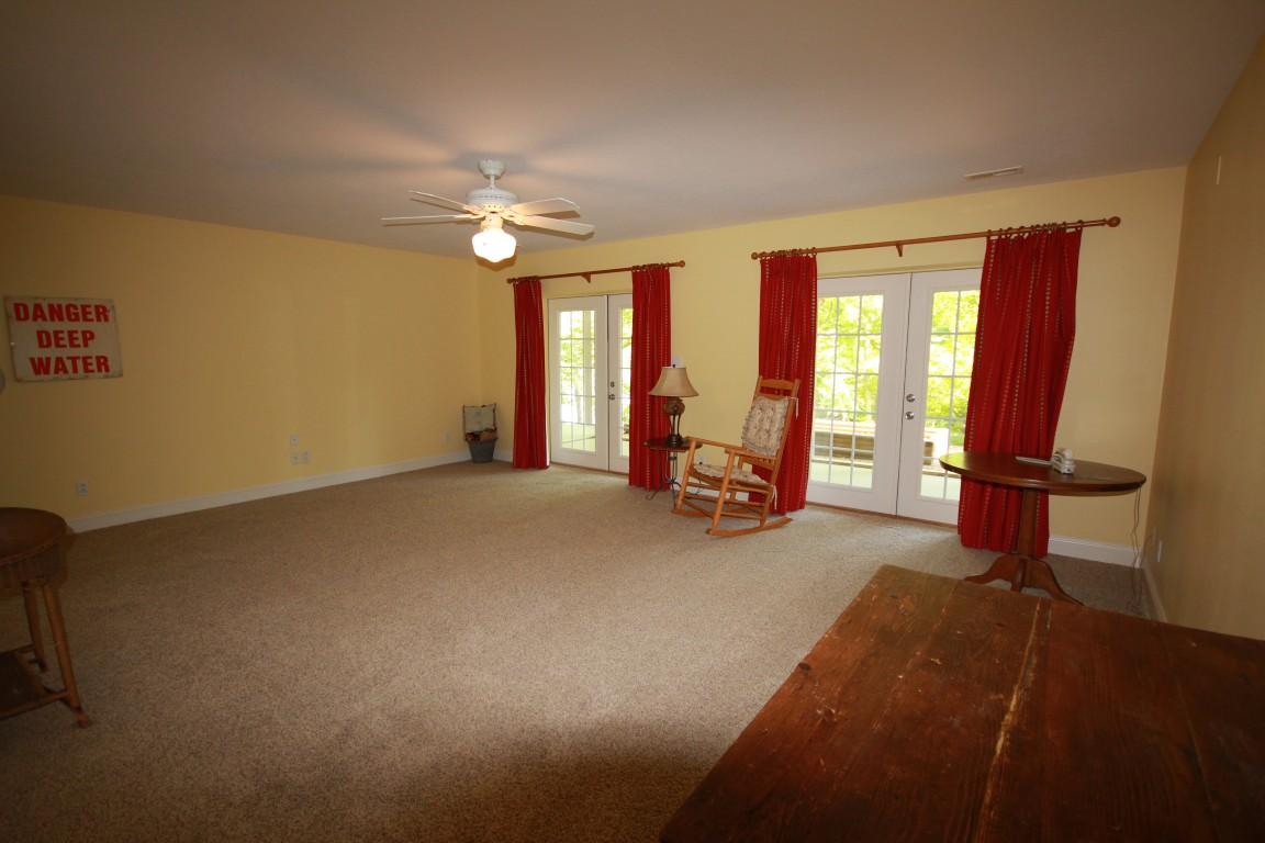 281 Goose Point, Unit 6 Spring City, TN 37381 - Photo 5 of 41 P3- DOWNSTAIRS DEN (Medium)