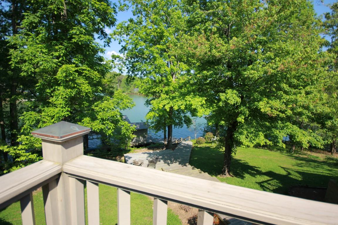 281 Goose Point, Unit 6 Spring City, TN 37381 - Photo 7 of 41 P5- VIEW OF LAKE FROM DECK (Medium)