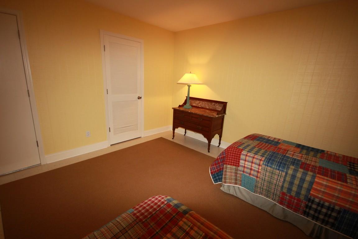281 Goose Point, Unit 6 Spring City, TN 37381 - Photo 9 of 41 P7 - BEDROOM (Medium)