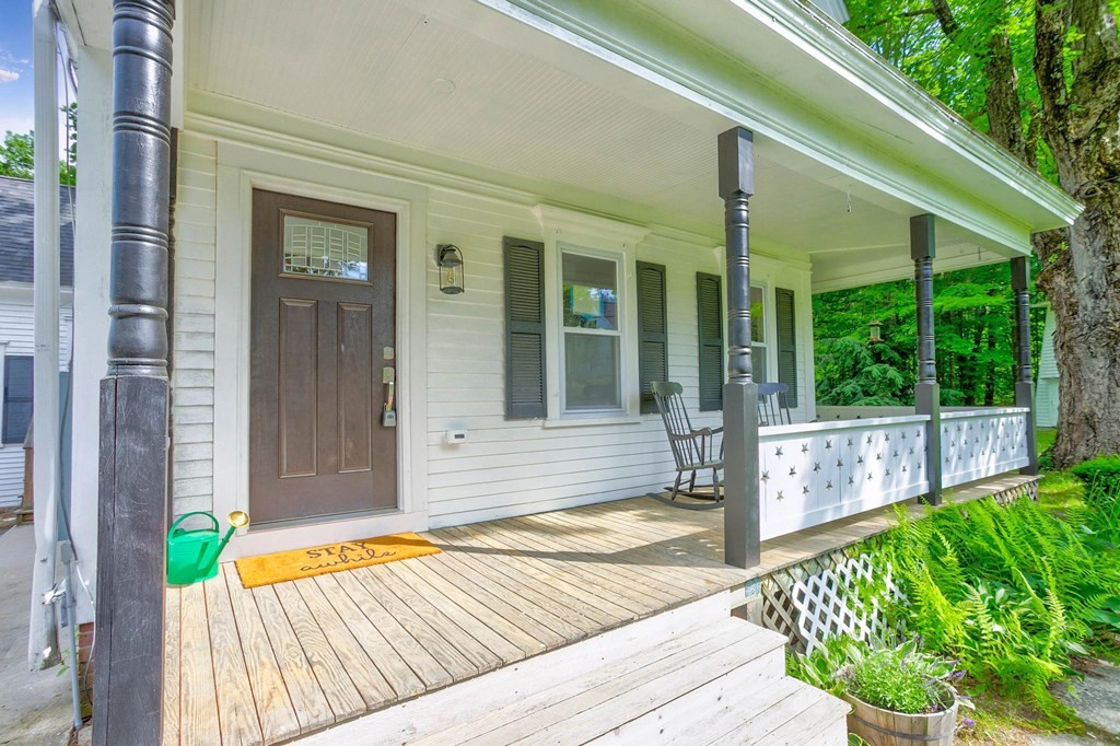 102 Pepperell Road Groton, MA 01450 - Photo 2 of 28