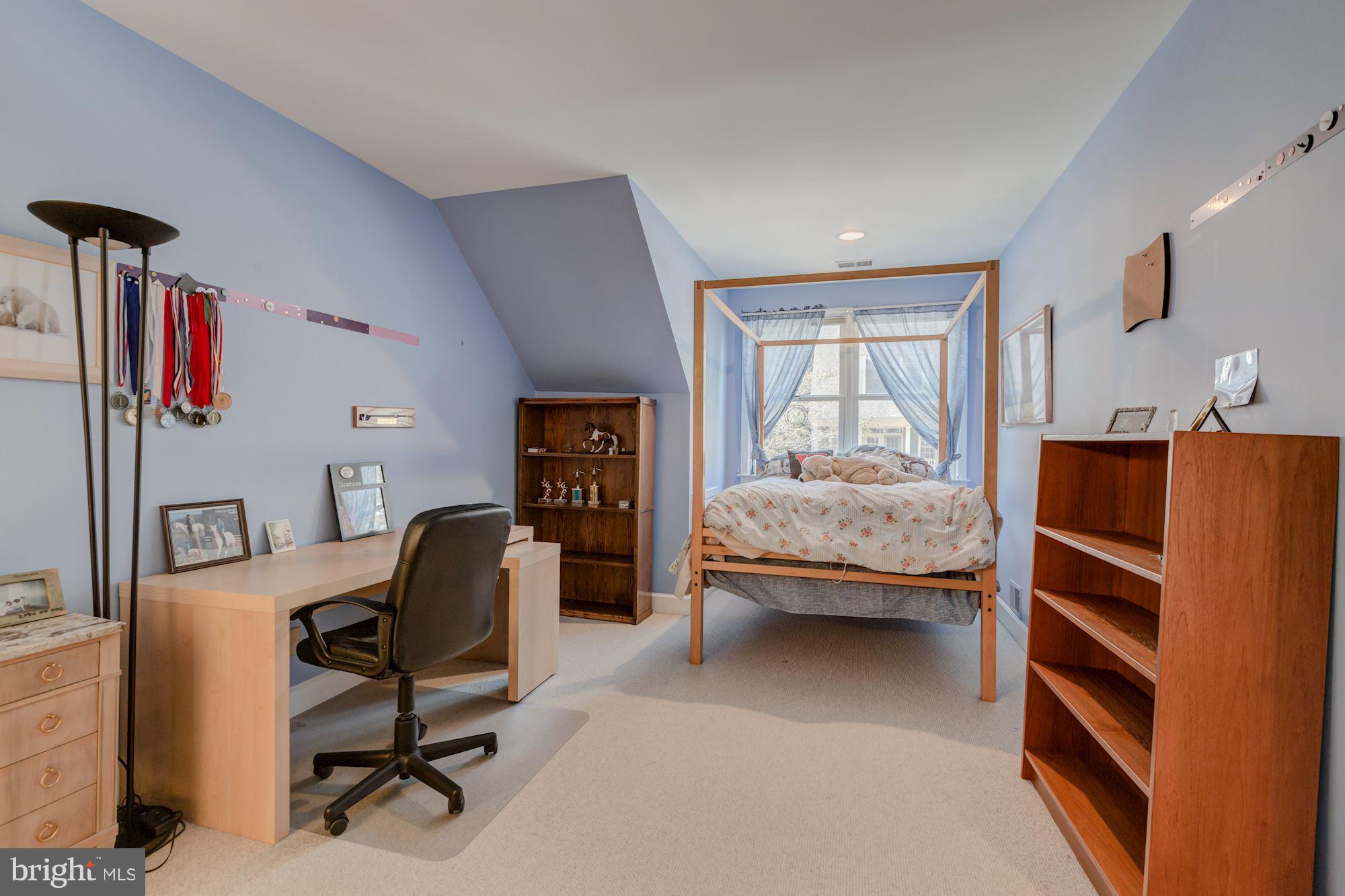6900 Rannoch Road Bethesda, MD 20817 - Photo 16 of 23 Bedroom